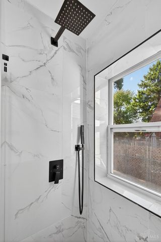 1735 Andina Avenue, Cincinnati, OH 45237