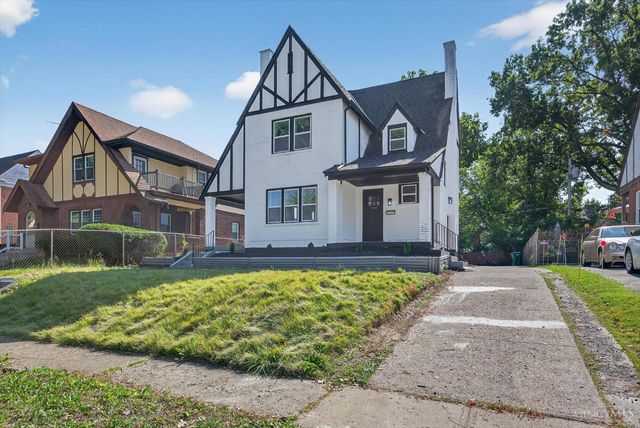 1735 Andina Avenue, Cincinnati, OH 45237