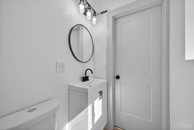 1735 Andina Avenue, Cincinnati, OH 45237