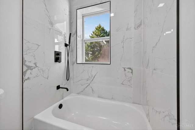 1735 Andina Avenue, Cincinnati, OH 45237