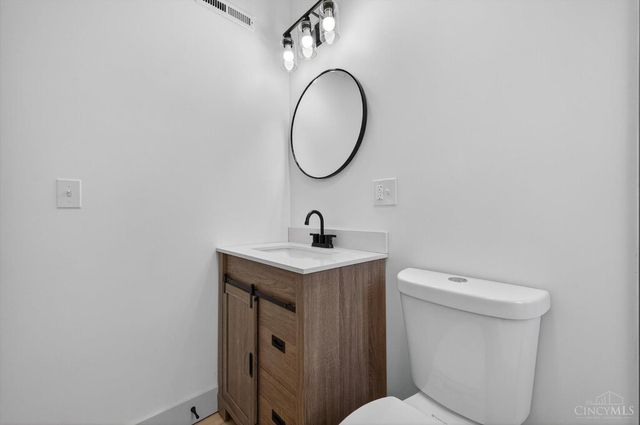 1735 Andina Avenue, Cincinnati, OH 45237