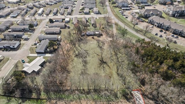 393 Knollwood Road, Knollwood, TX 75092