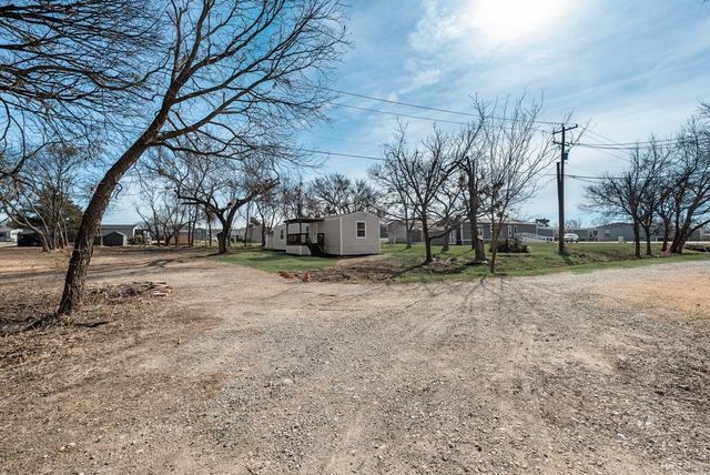 393 Knollwood Road, Knollwood, TX 75092