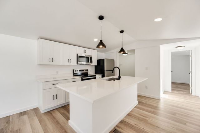 393 Knollwood Road, Knollwood, TX 75092