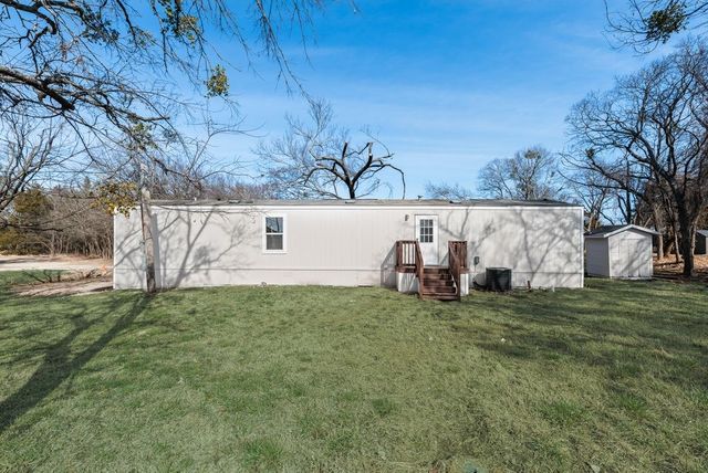 393 Knollwood Road, Knollwood, TX 75092