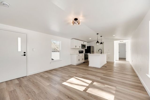 393 Knollwood Road, Knollwood, TX 75092