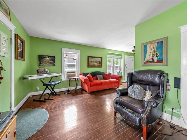 4542 State Line Road, Kansas City, KS 66103