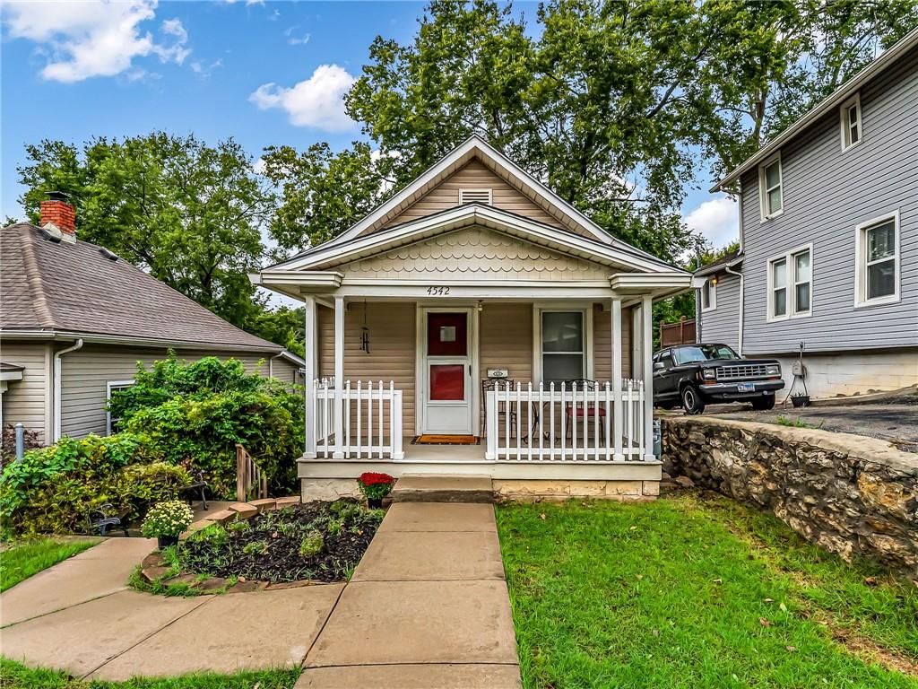 4542 State Line Road, Kansas City, KS 66103