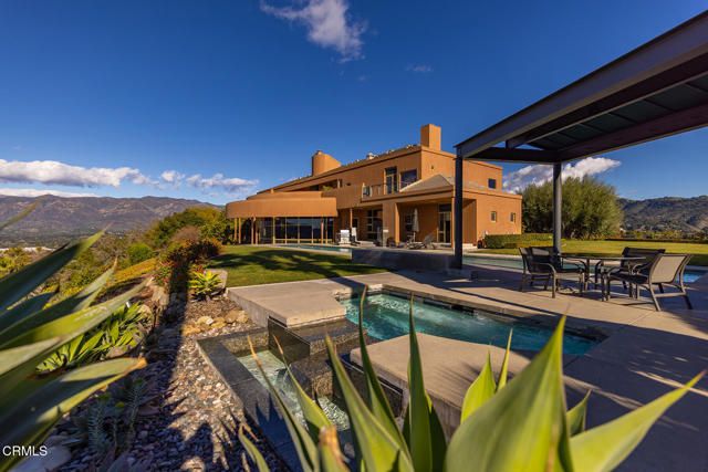 10945 Alto Court, Oak View, CA 93022