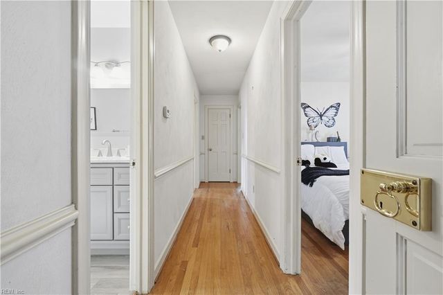 992 Larkaway CT, Virginia Beach, VA 23464