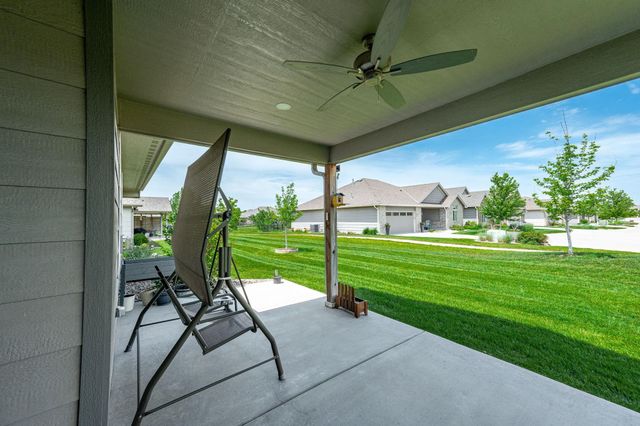 3673 N Lakeway Ct, Wichita, KS 67205