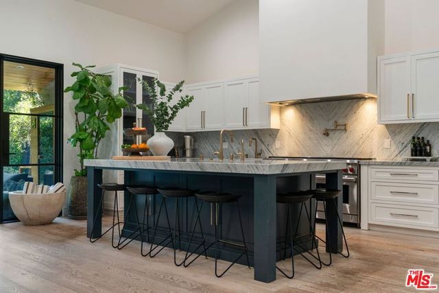 4417 Gentry Avenue, Valley Village, CA 91607