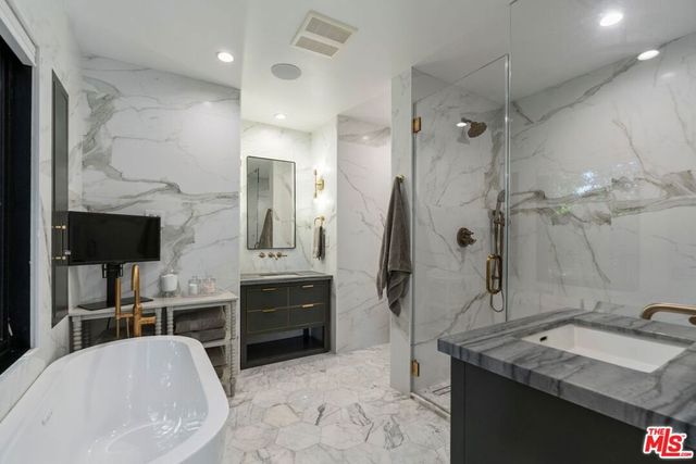 4417 Gentry Avenue, Valley Village, CA 91607