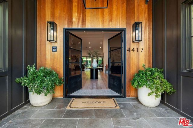 4417 Gentry Avenue, Valley Village, CA 91607