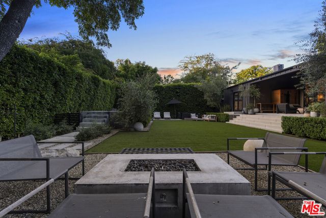 4417 Gentry Avenue, Valley Village, CA 91607