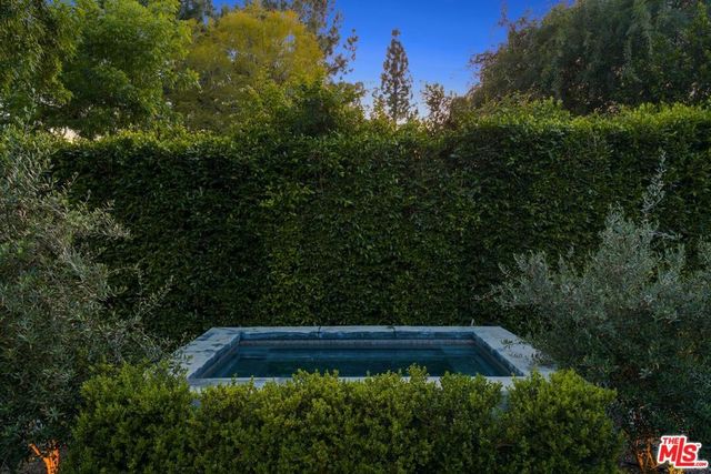 4417 Gentry Avenue, Valley Village, CA 91607