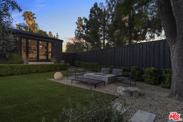 4417 Gentry Avenue, Valley Village, CA 91607
