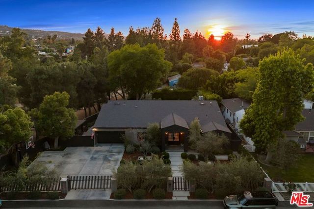 4417 Gentry Avenue, Valley Village, CA 91607