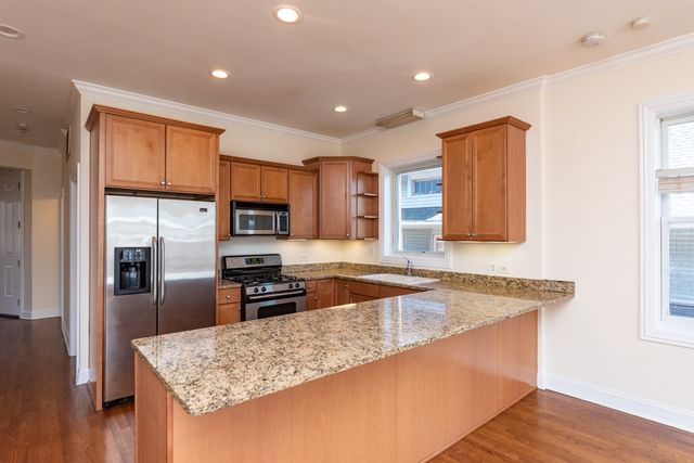 4145 N MILWAUKEE Avenue 2, Chicago, IL 60641