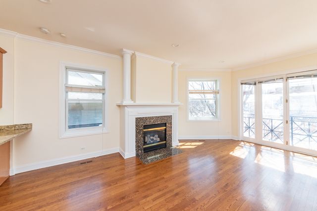4145 N MILWAUKEE Avenue 2, Chicago, IL 60641