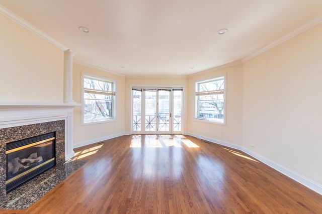 4145 N MILWAUKEE Avenue 2, Chicago, IL 60641