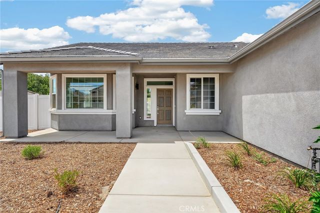 1185 Orange Avenue, Beaumont, CA 92223