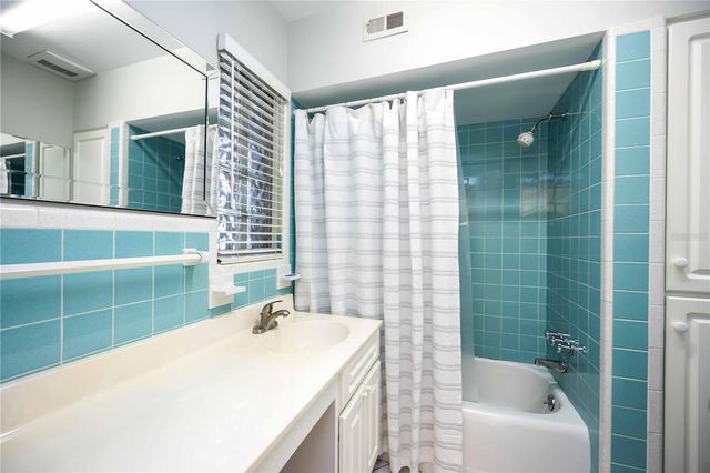 7332 BROUGHTON STREET, Sarasota, FL 34243