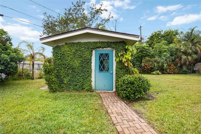 7332 BROUGHTON STREET, Sarasota, FL 34243