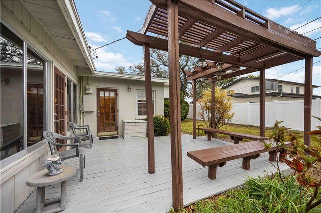 7332 BROUGHTON STREET, Sarasota, FL 34243