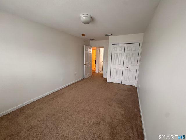 128 Meridian Street 211, Groton, CT 06340