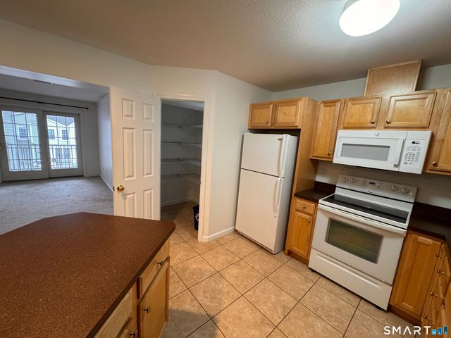 128 Meridian Street 211, Groton, CT 06340