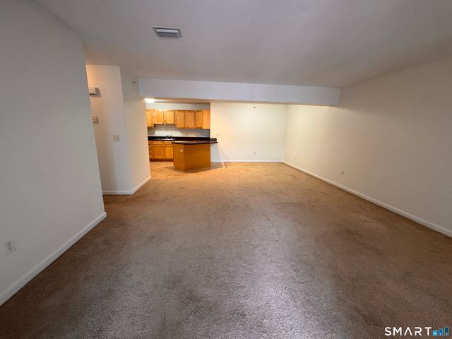 128 Meridian Street 211, Groton, CT 06340