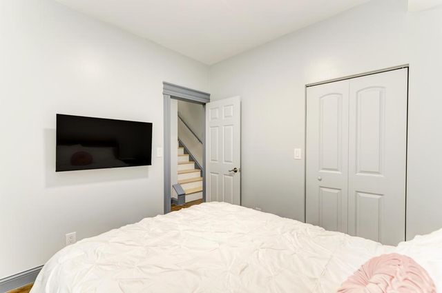 3231 N OCTAVIA Avenue, Chicago, IL 60634