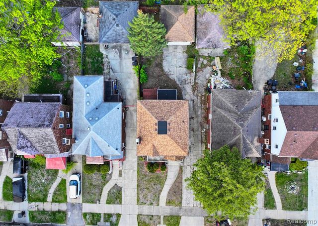 19174 Woodingham Drive, Detroit, MI 48221