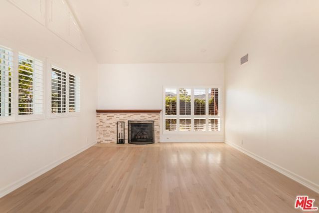 17309 Avenida De La Herradura, Los Angeles, CA 90272