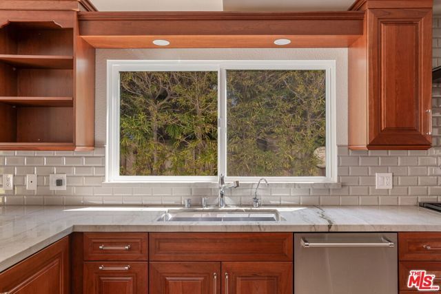 17309 Avenida De La Herradura, Los Angeles, CA 90272