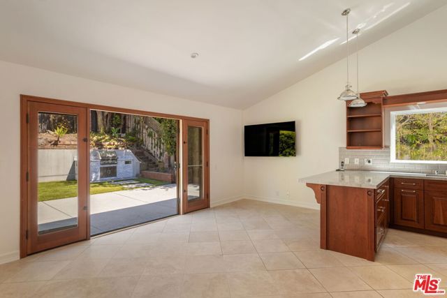 17309 Avenida De La Herradura, Los Angeles, CA 90272