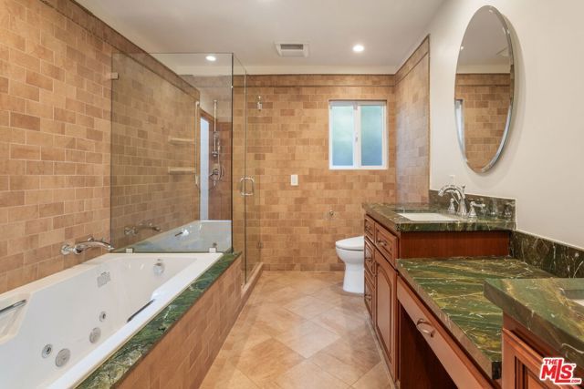 17309 Avenida De La Herradura, Los Angeles, CA 90272