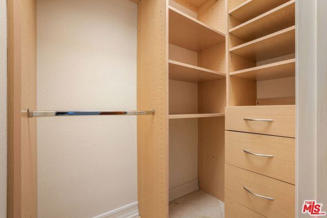 17309 Avenida De La Herradura, Los Angeles, CA 90272