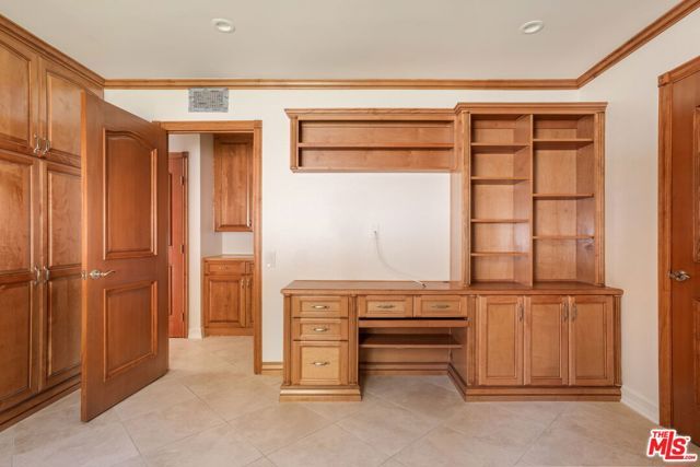 17309 Avenida De La Herradura, Los Angeles, CA 90272