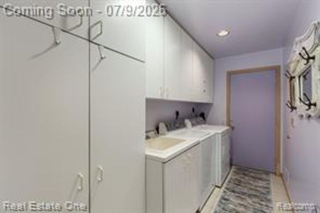 6273 Celeste Road, West Bloomfield, MI 48322