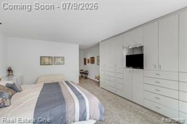 6273 Celeste Road, West Bloomfield, MI 48322