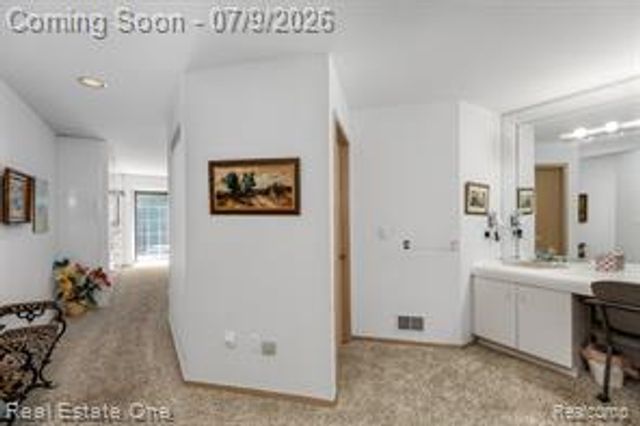 6273 Celeste Road, West Bloomfield, MI 48322