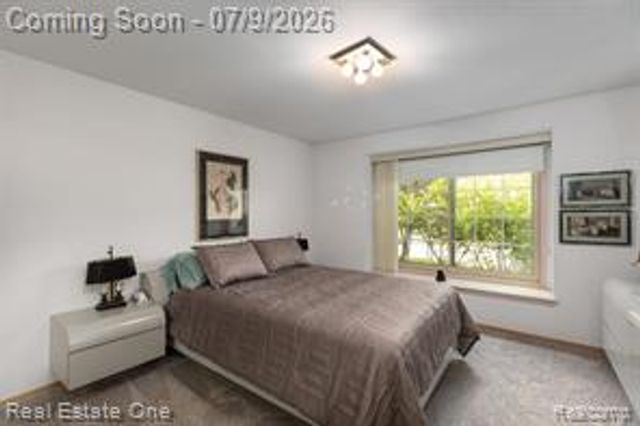 6273 Celeste Road, West Bloomfield, MI 48322