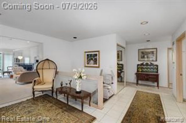 6273 Celeste Road, West Bloomfield, MI 48322