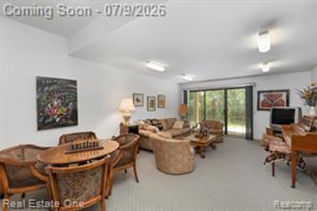 6273 Celeste Road, West Bloomfield, MI 48322