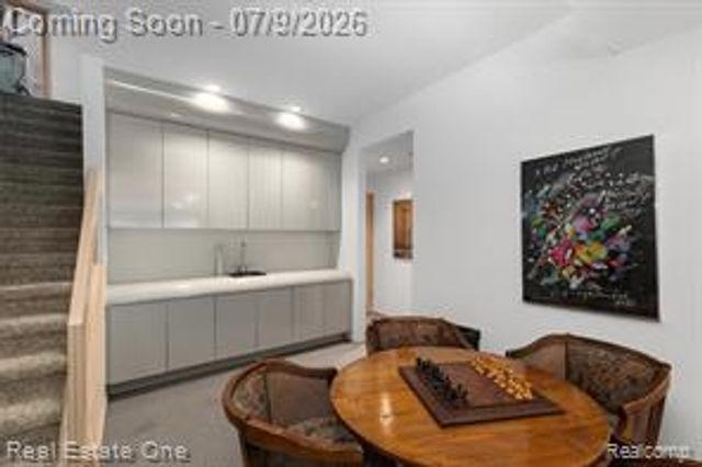 6273 Celeste Road, West Bloomfield, MI 48322