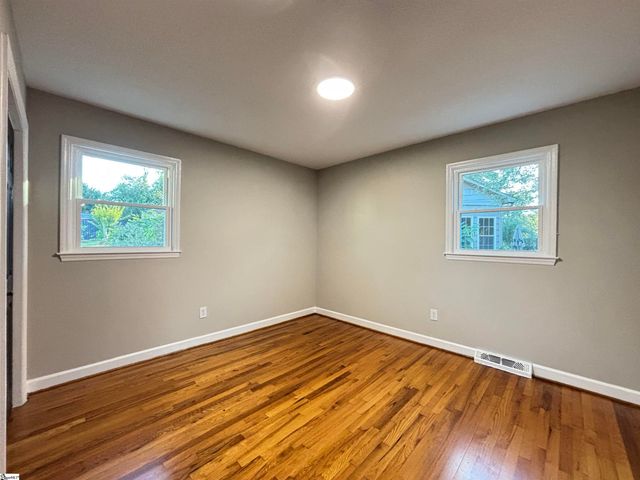 7 Hardale Lane, Greenville, SC 29607