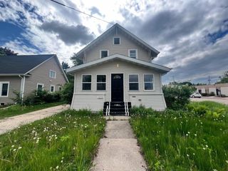 1223 N HARRIMAN STREET, Appleton, WI 54911