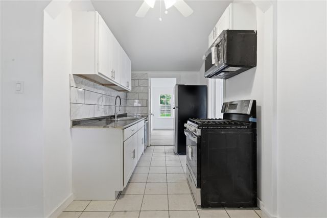 1426 Lakeshore Boulevard, Oak Point, TX 75068